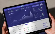 Article Image for Embedded Finance: Blending Services into Everyday Platforms