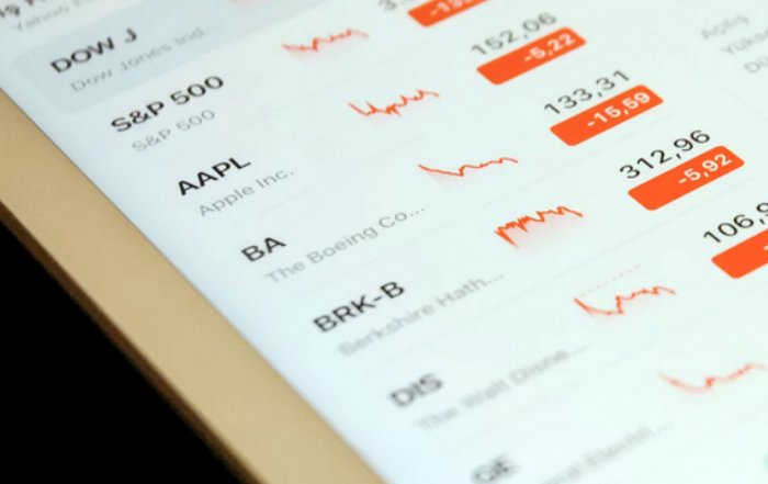 Article Image for Retail Investors Influence Stock Market Dynamics